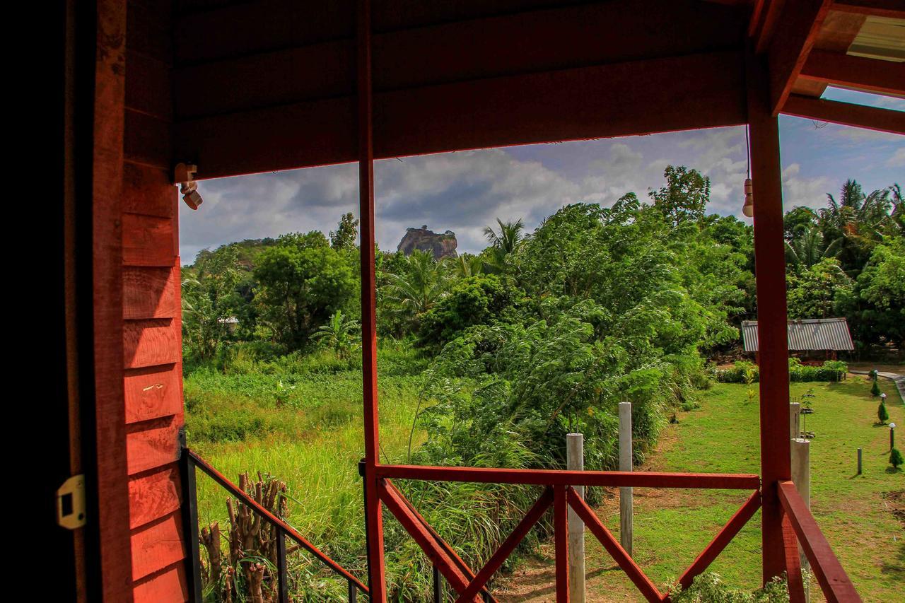 Sigiri Royal Point Tree House Otel Sigiriya Dış mekan fotoğraf